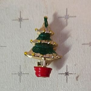 Festive Christmas Tree Pin